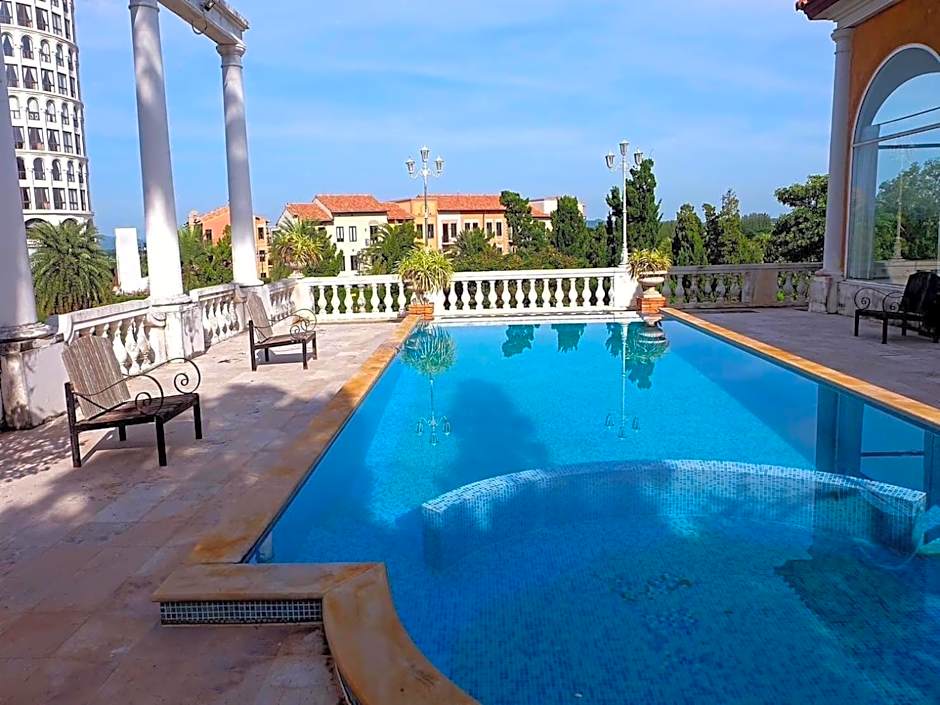 Villa Primo Eyrie Khaoyai near Toscana