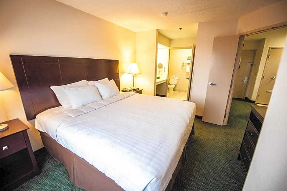 Greystone Inn & Suites