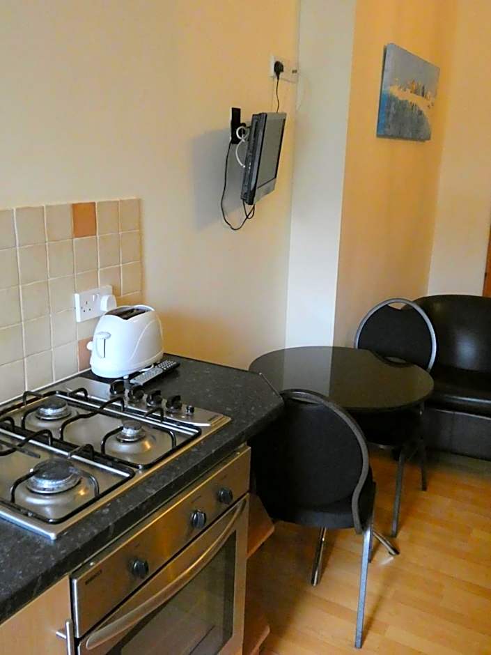 Hurst Dene Aparthotel