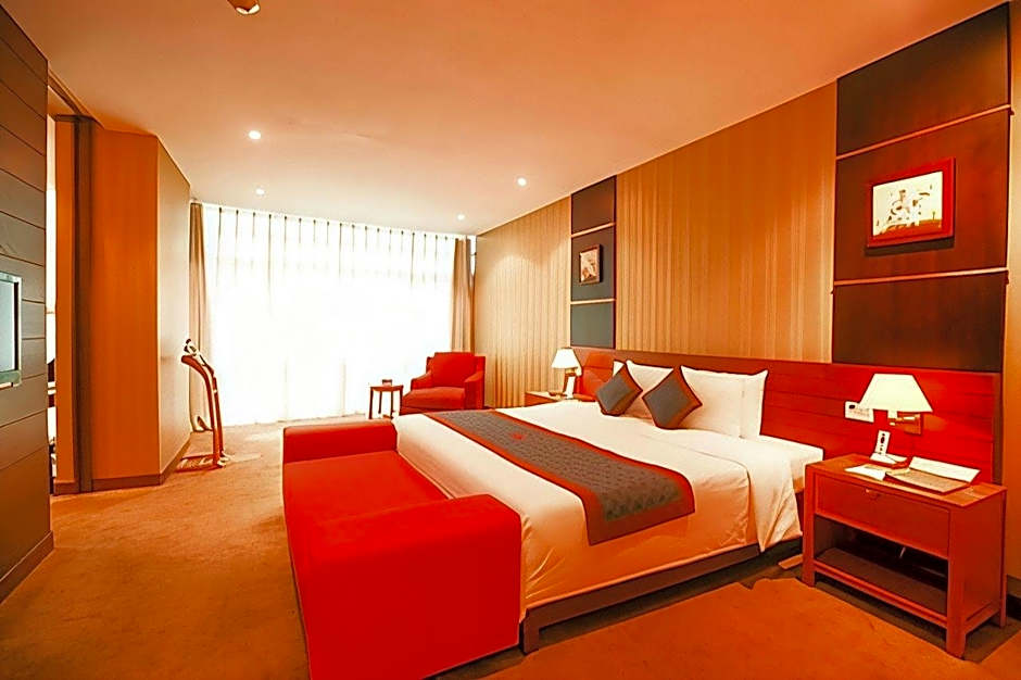 Petro Hotel