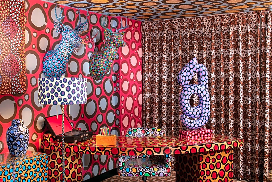 Saint Kate - The Arts Hotel