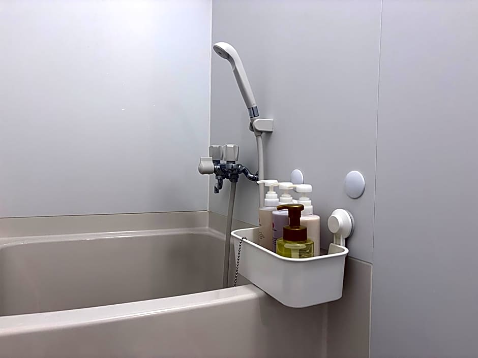 Capsule Hotel Suzumoriya
