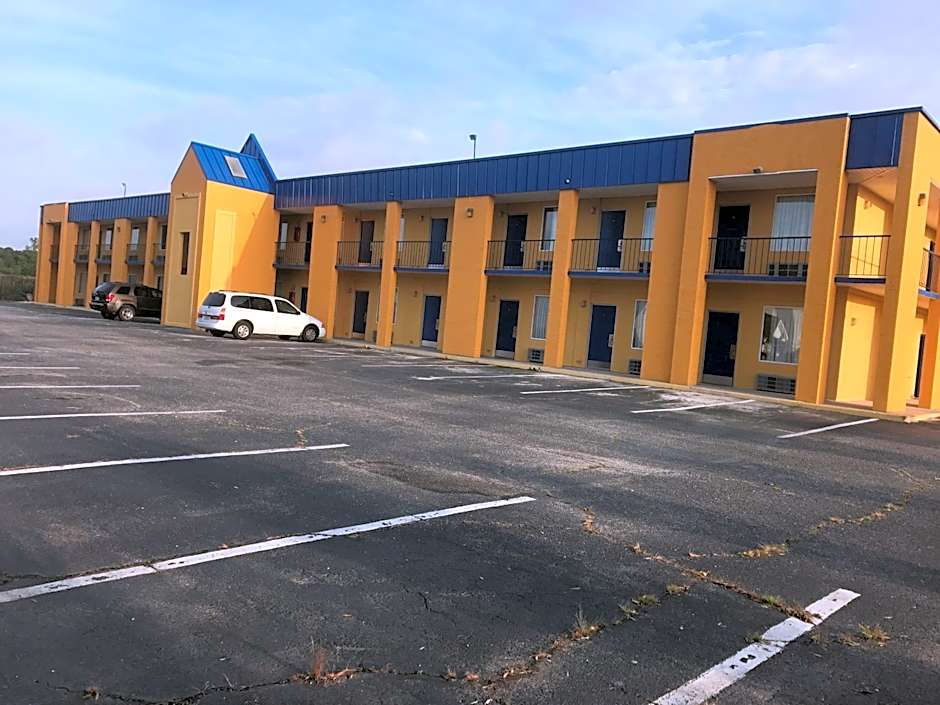 Knights Inn Lumberton