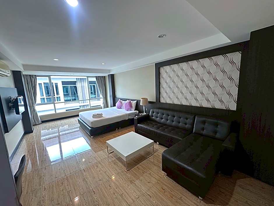 The Ozone Boutique Hotel