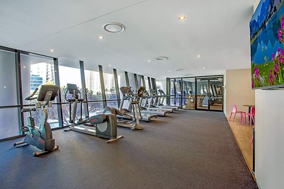 Mantra Circle on Cavill Surfers Paradise