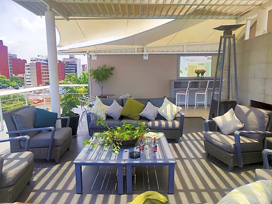 Lombardo Suites