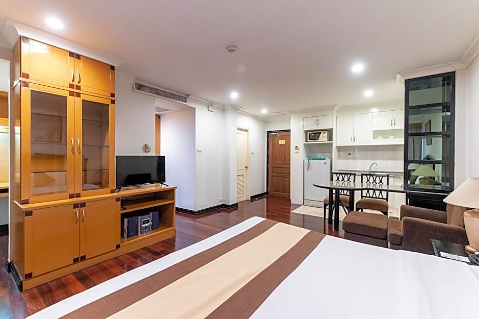 Admiral Suites Bangkok
