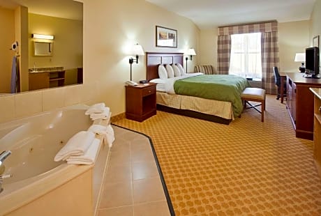 Whirlpool Suite King Bed Non-Smoking