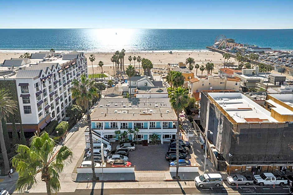 Sea Blue Hotel