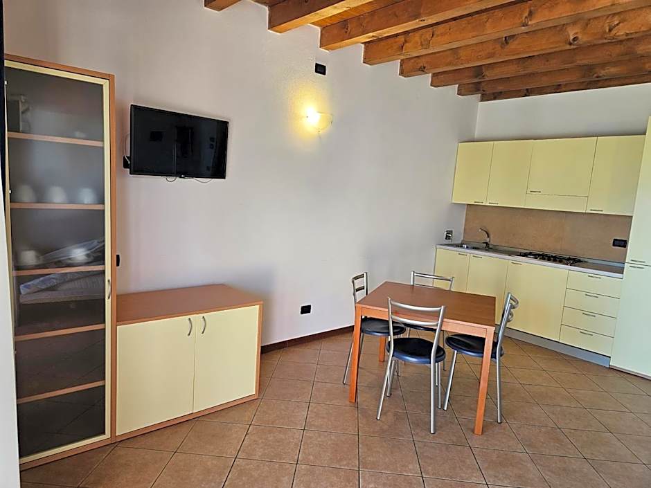 Residence Borgo Dei Limoni - Appartamenti con Garage