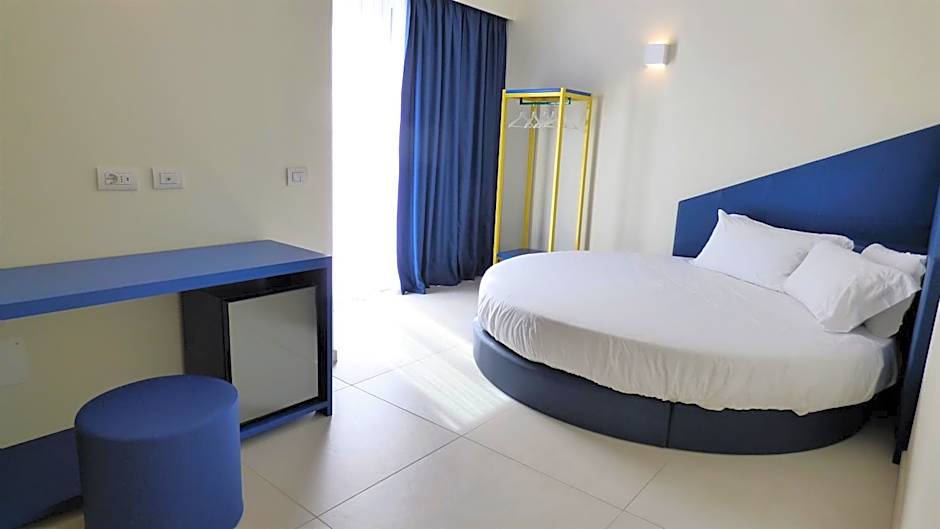 Hotel Trevi