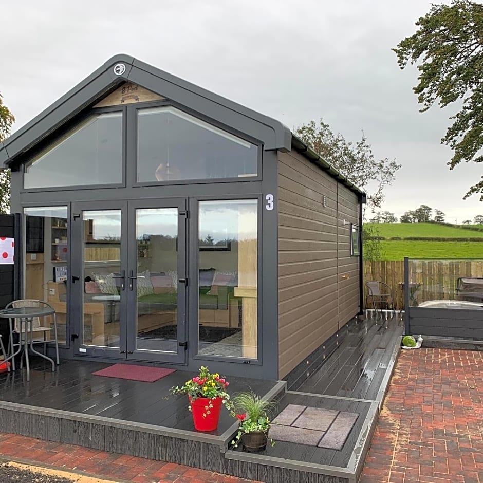 Arranview Lochside Pods & Lodges all with private Hot-tubs