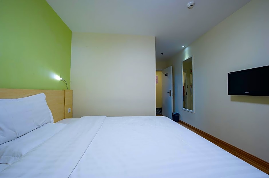 7 Days Inn Guangzhou Zhongshan 1st Overpass Branch
