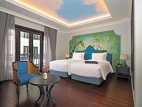 Premium Twin Pool View With Balcony