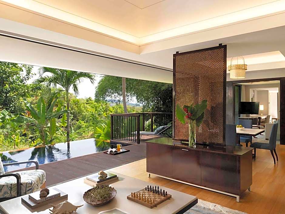 Photo 1 of 6 of Grand, Garden View