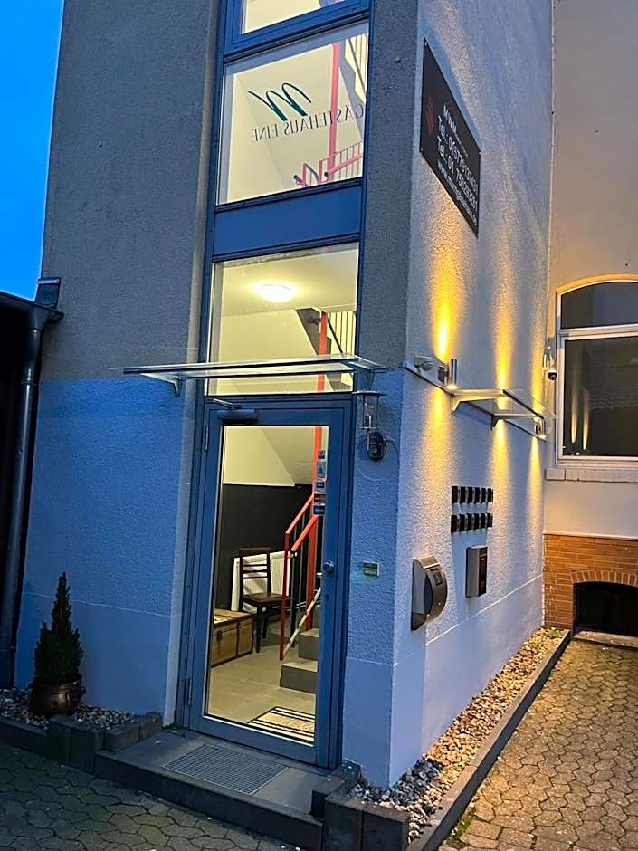 Doppelzimmer-Bad-Kühlschrank-Parkplatz-10