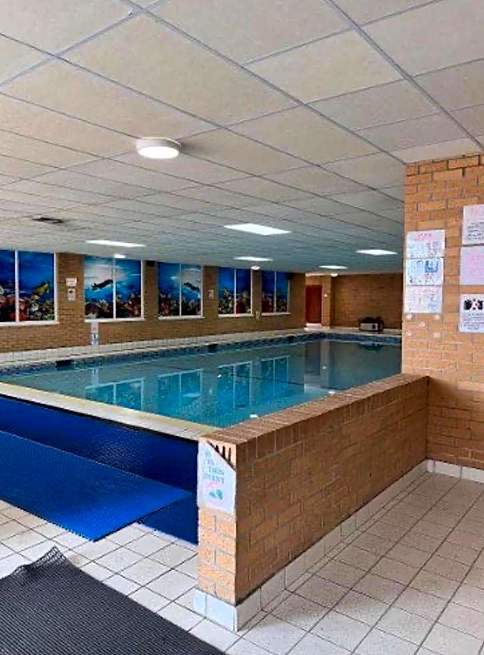 Hilltop Hideaway 2 Bed Caravan with Panoramic Town Scenery in Aberystwyth Holiday Village F8