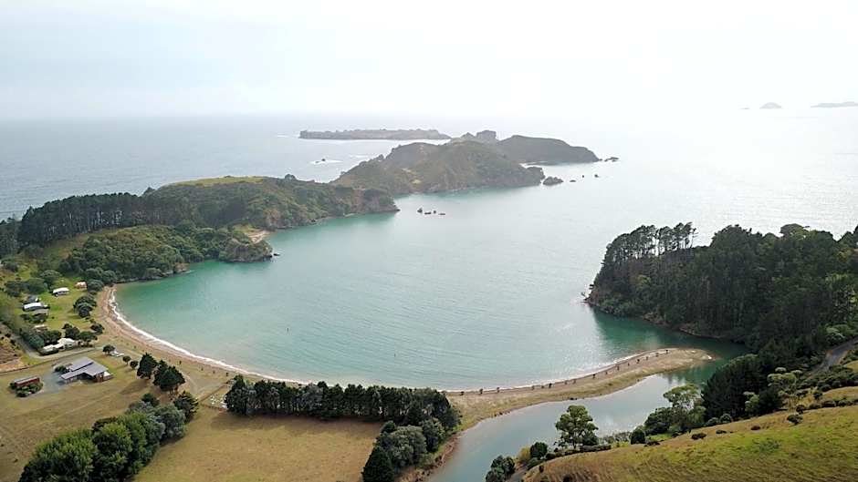 Waiwurrie Coastal Farm Lodge