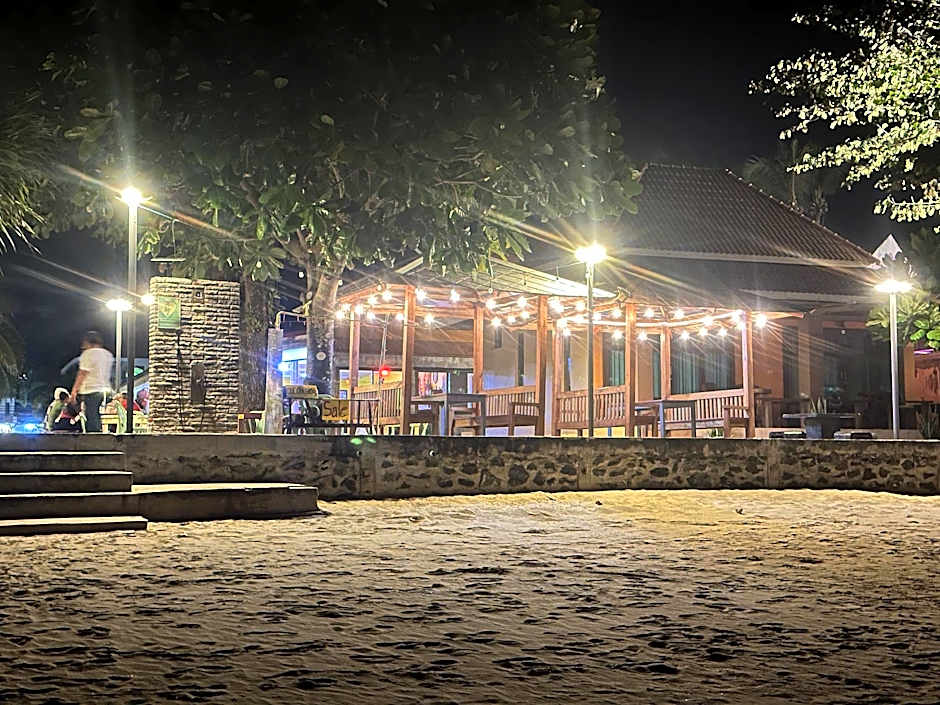Lanta Bee Garden Bungalows