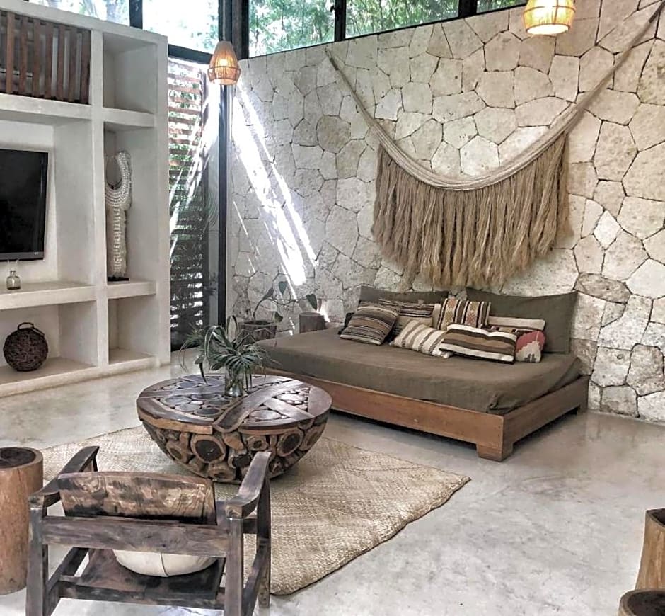 Photo 1 of 18 of Villa