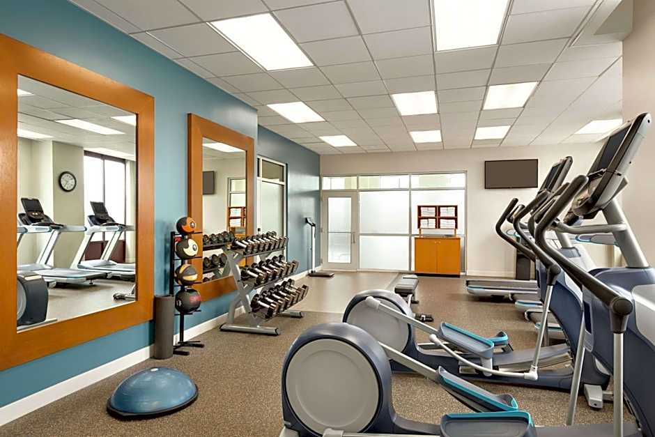 Embassy Suites By Hilton Hotel Boston At Logan Airport