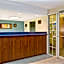 Travelodge Suites by Wyndham MacClenny