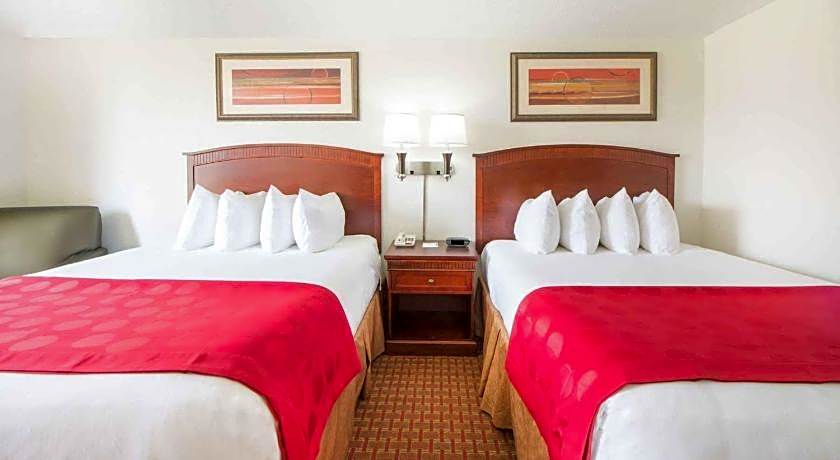 Ramada by Wyndham Enid