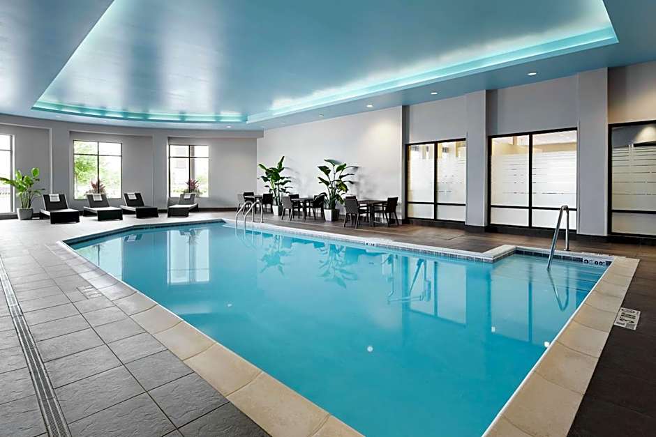 Hampton Inn By Hilton And Suites Chicago/Mt. Prospect, Il