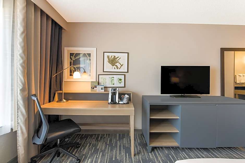 Country Inn & Suites by Radisson, Wichita East, KS