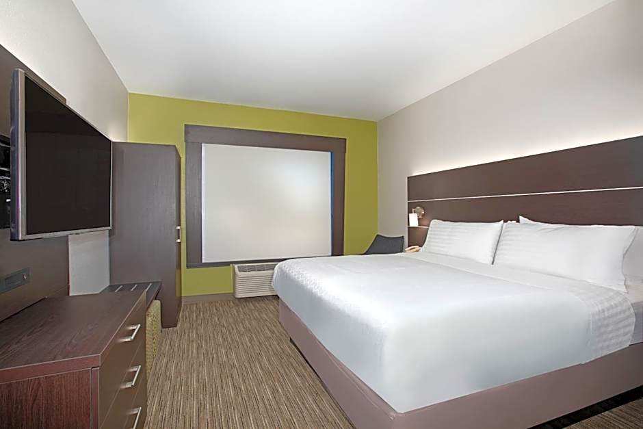 Holiday Inn Express Hotel & Suites Longmont By IHG