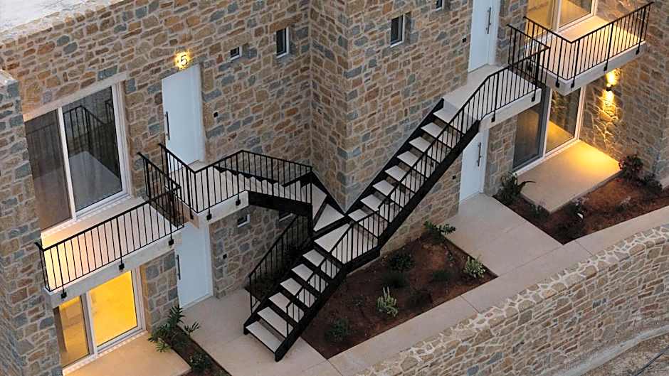 Gialova Hills 8 - Luxury Apartments with Pool