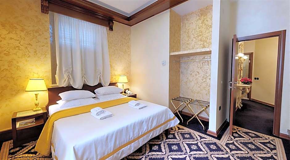 Photo 1 of 6 of Deluxe Suite