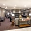 Holiday Inn Express Suites Yankton Hotel