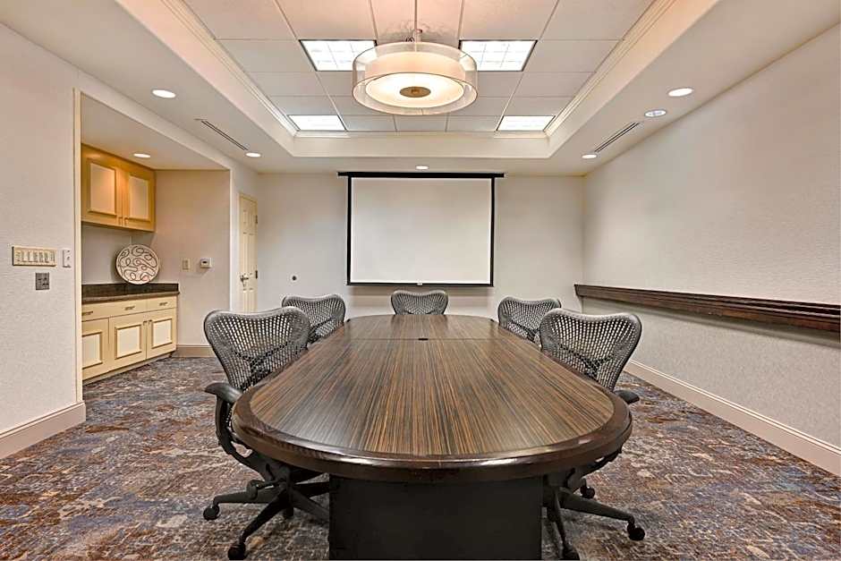 Hilton Garden Inn San Bernardino
