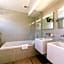 Kube Hotel St Tropez