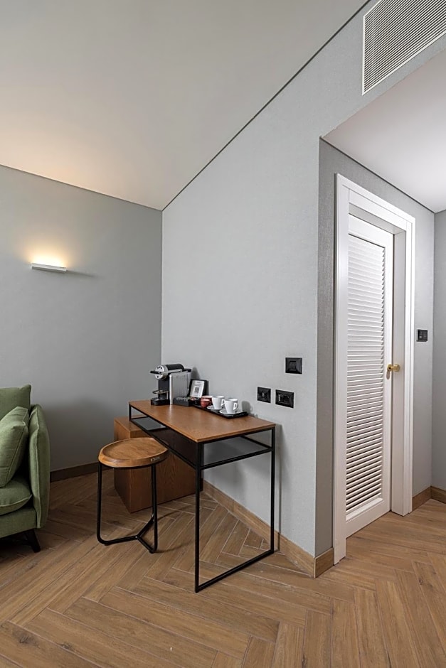 Almond Hotel - Adults only