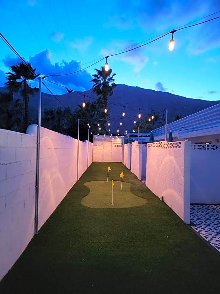 BelleVue Oasis - Adults Only