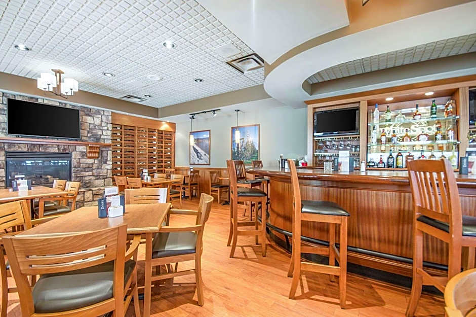 Clarion Hotel & Conference Centre