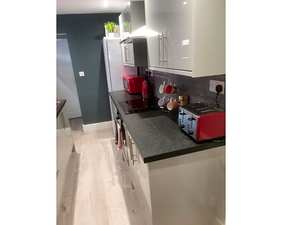 Townhouse @ 11 Nicholls Street Stoke