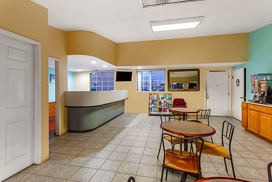 Travelodge by Wyndham San Diego SeaWorld