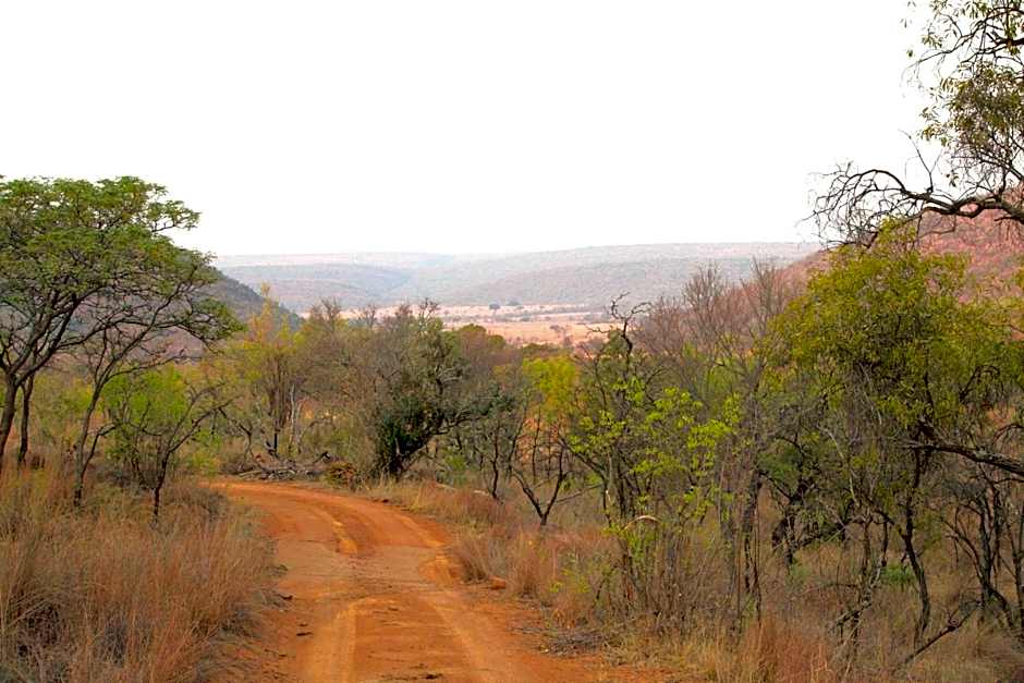Inzalo Safari Lodge