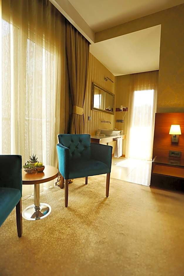 Riva Reşatbey Luxury Hotel