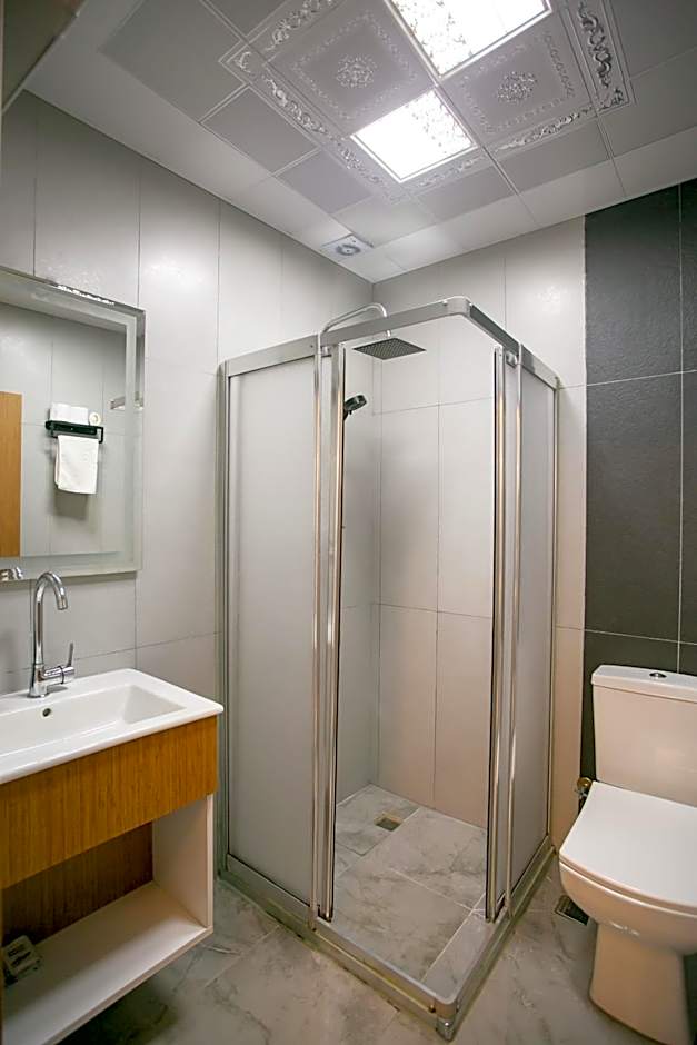 BLAU GRÜN İSTANBUL OTEL