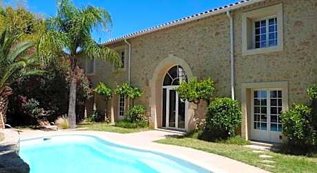 Chambres d'hotes la Soulenque Luxury B & B