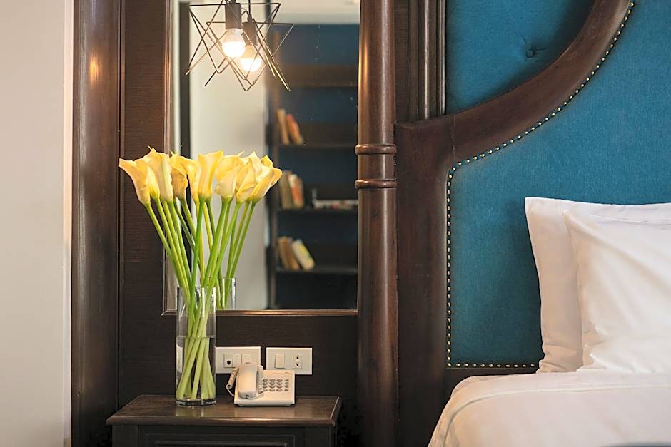 Azalea Parkview Hotel