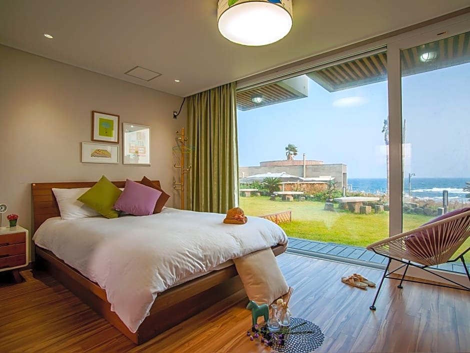 Jeju Solarseado Pension