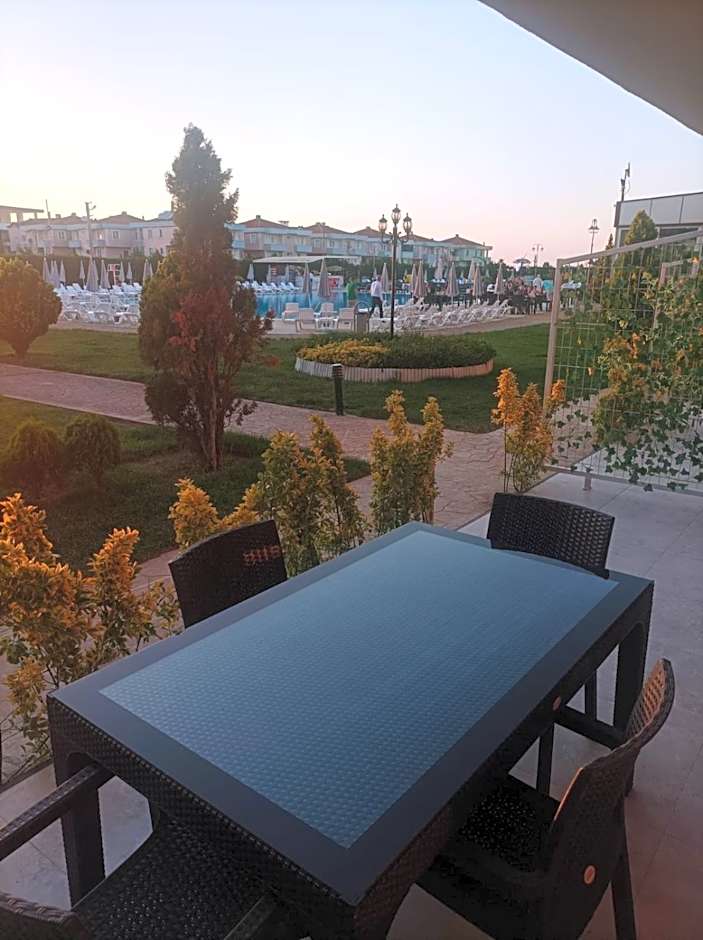 Carpediem Diamond Hotel