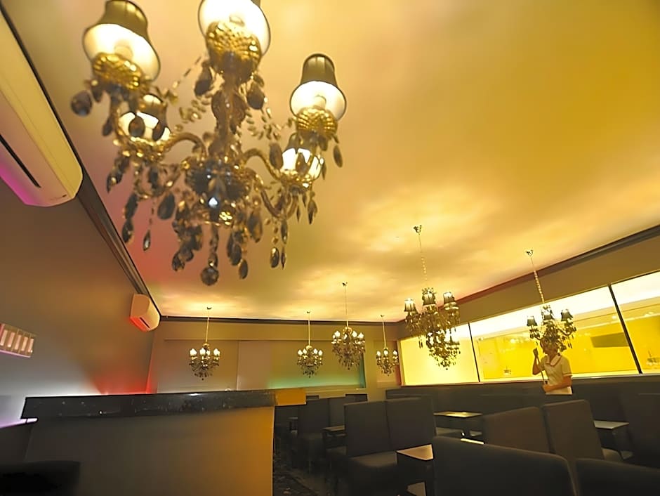 Metro Vigan Fiesta Garden Hotel