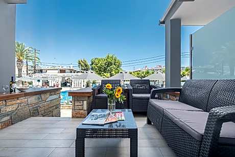 Deluxe Double Studio