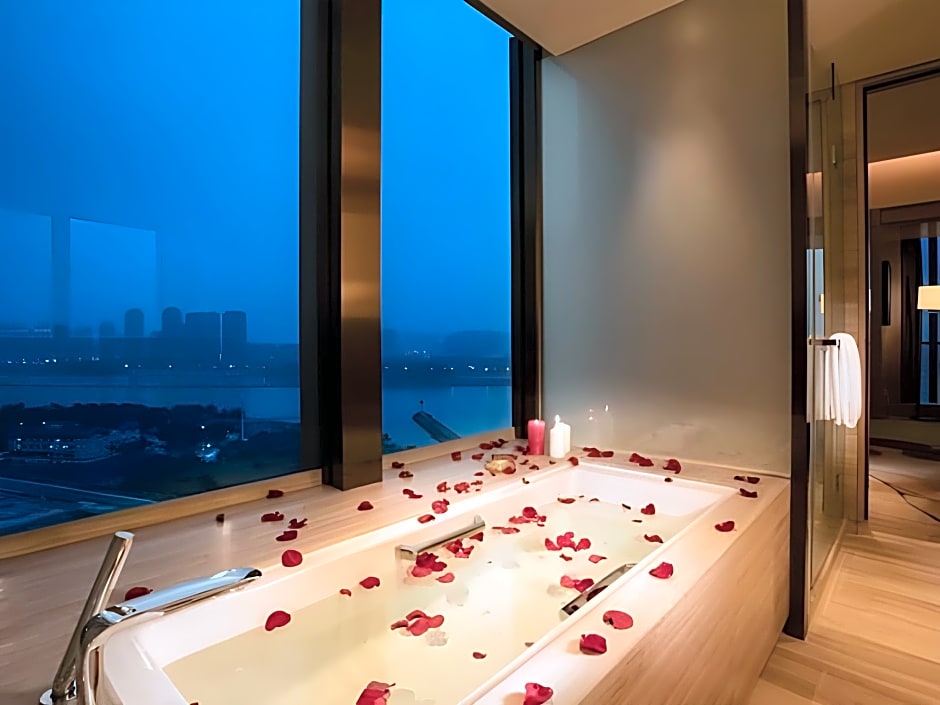 Crowne Plaza Fuzhou Riverside By IHG